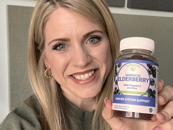 Lunakai Sambucus Elderberry Gummies with Zinc & Vitamin C, 60 count only $12.96 shipped!